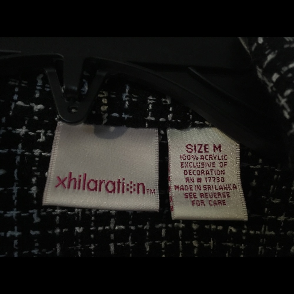 Blazer - Picture 2 of 2